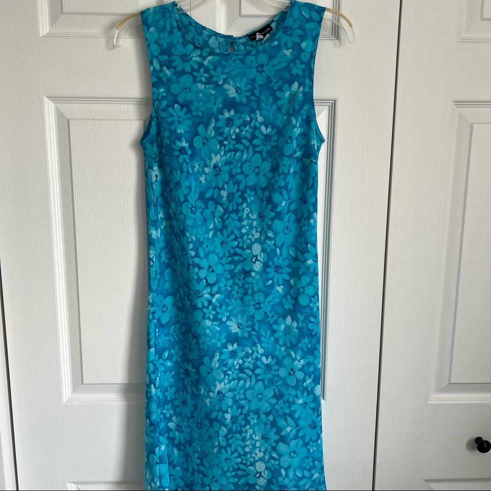My Michelle blue floral pattern short dress size 9/10